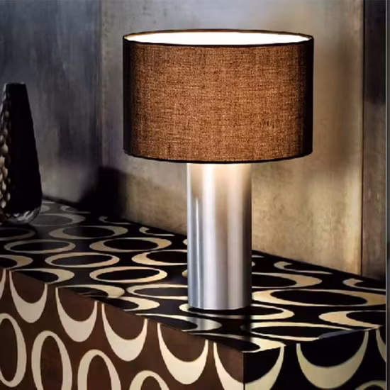 Chambre d'hôtel décorative d'intérieur, tube métallique croisé et abat-jour en tissu, lampadaire